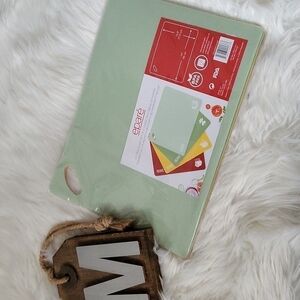 epare' set of 4 multicolor cutting boards NIP